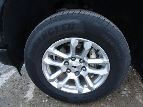 Used 2023 Chevrolet Silverado 1500 RST AWD/4WD image 28