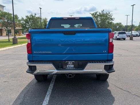 Used 2022 Chevrolet Silverado 1500 LT w/ Protection Package AWD/4WD image 4