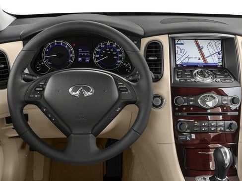 Used 2017 INFINITI QX50 2WD image 7