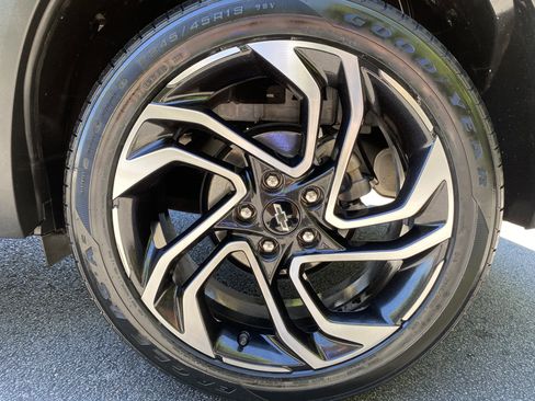 Used 2025 Chevrolet TrailBlazer RS w/ Convenience Package FWD image 44