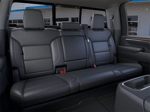 New 2026 GMC Sierra 2500 SLT w/ SLT Premium Package image 17