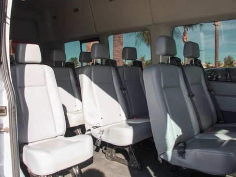 Used 2019 Ford Transit 350 XL image 11