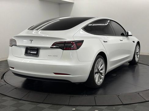 Used 2022 Tesla Model 3 Long Range AWD/4WD image 10