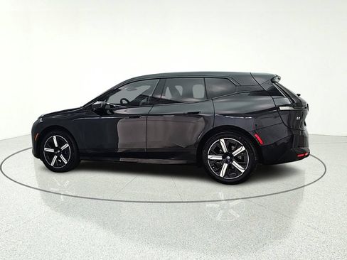 Used 2024 BMW iX xDrive50 w/ Premium Package AWD/4WD image 5