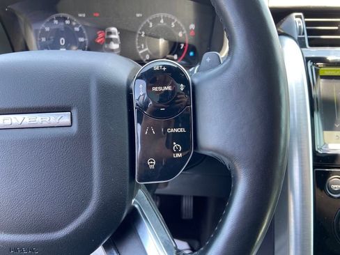 Used 2019 Land Rover Discovery HSE Luxury image 30