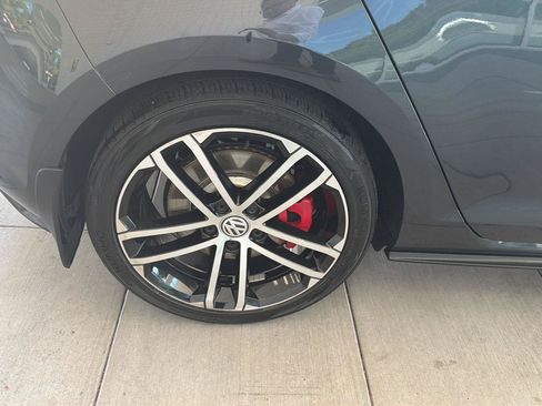 Used 2017 Volkswagen GTI Sport FWD image 11