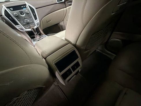 Used 2011 Cadillac SRX Luxury FWD image 21