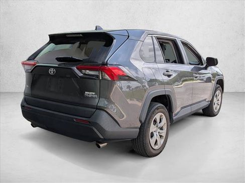 Used 2023 Toyota RAV4 LE FWD image 5