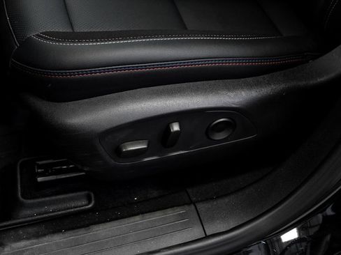 Used 2026 Chevrolet Equinox EV RS FWD image 30