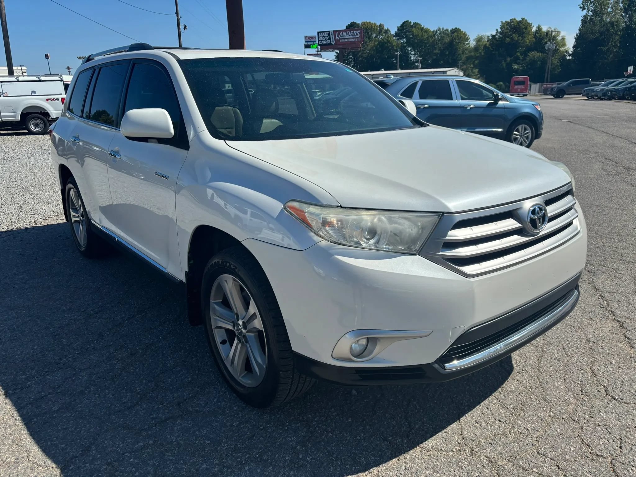 Used 2012 Toyota Highlander Limited w/ Tow Pkg AWD/4WD image 7