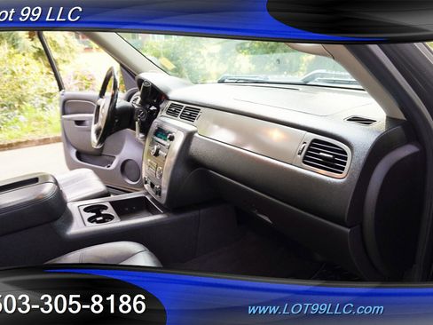 Used 2013 Chevrolet Silverado 3500 LTZ AWD/4WD image 17