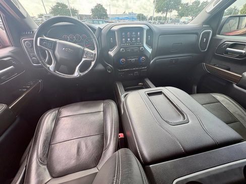 Used 2020 Chevrolet Silverado 1500 LT Trail Boss AWD/4WD image 10