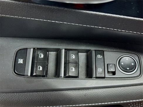 Used 2023 Kia Forte GT-Line w/ GT-Line Technology Package image 11