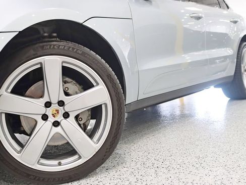 Used 2020 Porsche Macan S AWD/4WD image 4