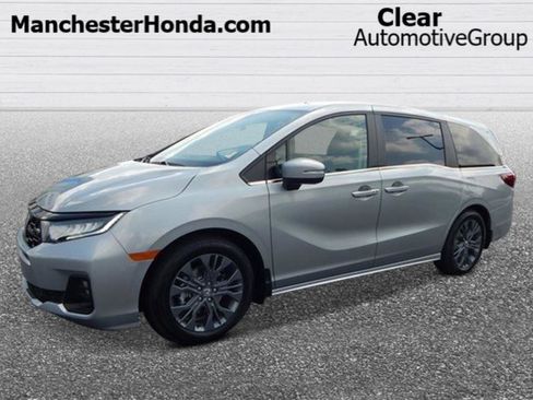 New 2026 Honda Odyssey Touring image 1
