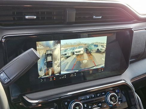 Used 2024 GMC Sierra 3500 AT4 w/ AT4 Premium Plus Package image 24