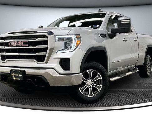 Used 2019 GMC Sierra 1500 SLE w/ SLE Value Package image 3