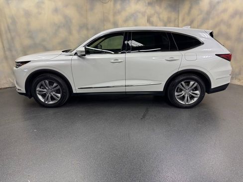 Certified 2023 Acura MDX SH-AWD image 3