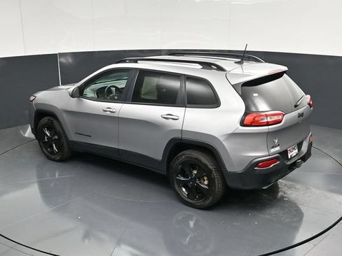 Used 2017 Jeep Cherokee High Altitude AWD/4WD image 50