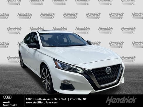 Used 2021 Nissan Altima 2.0 SR FWD image 1