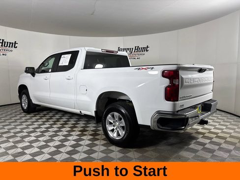Used 2023 Chevrolet Silverado 1500 LT AWD/4WD image 9