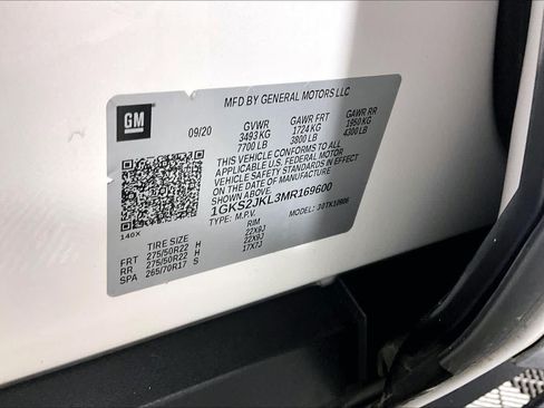 Used 2021 GMC Yukon XL Denali w/ Denali Premium Package AWD/4WD image 35
