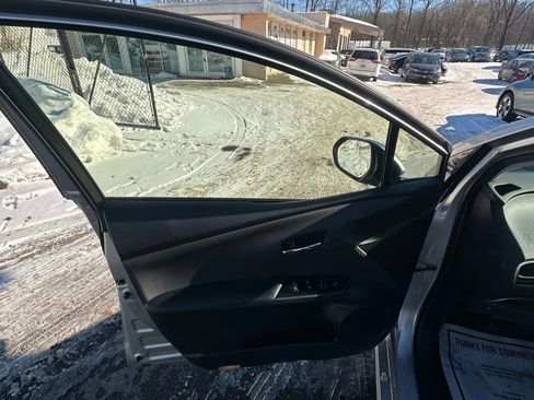 Used 2016 Toyota Prius Two image 20