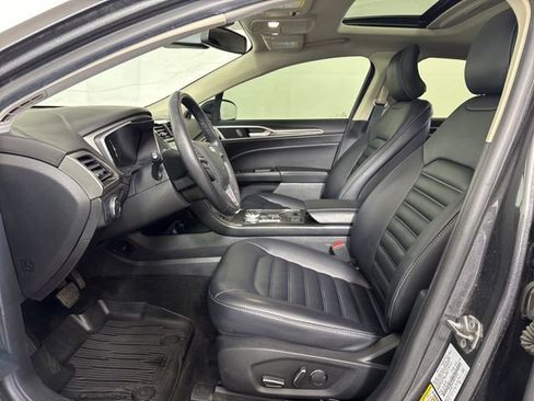 Certified 2019 Ford Fusion SEL FWD image 11