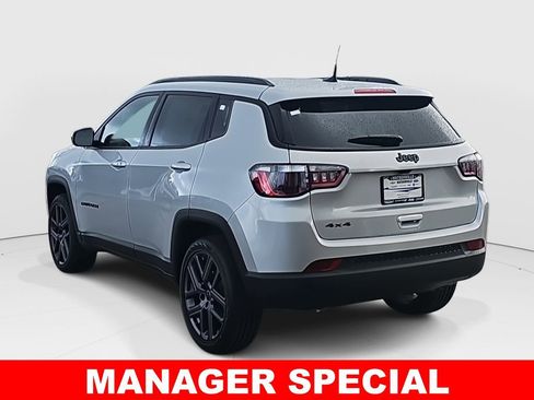 New 2026 Jeep Compass Latitude image 5