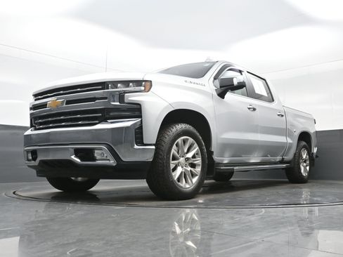 Used 2019 Chevrolet Silverado 1500 LTZ w/ Max Trailering Package AWD/4WD image 23