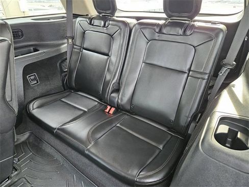 Certified 2023 Lincoln Aviator Reserve w/ Equipment Group 201A image 30
