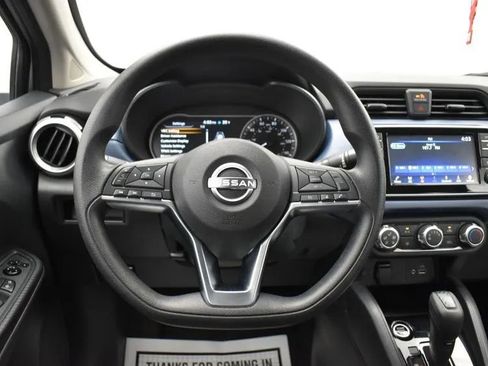 Used 2025 Nissan Versa SV image 19
