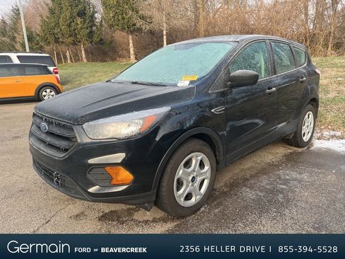 Used 2018 Ford Escape S image 1