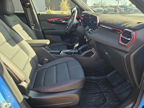 Used 2024 Chevrolet TrailBlazer RS w/ Convenience Package FWD image 25