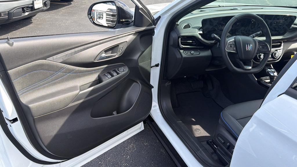New 2026 Buick Envista Sport Touring w/ Convenience I Package FWD image 8