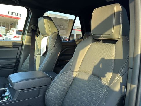 New 2026 Toyota 4Runner TRD Off-Road Premium image 26