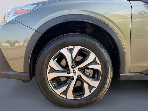 Certified 2021 Subaru Outback Touring XT AWD/4WD image 9