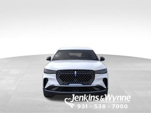 New 2026 Lincoln Nautilus Premier image 6