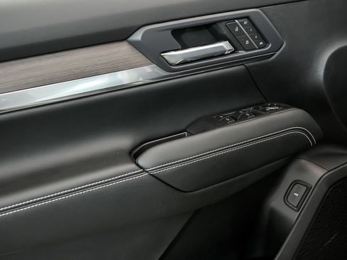 New 2026 GMC Terrain Denali image 5