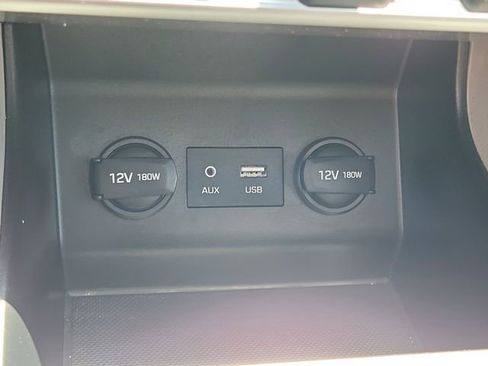 Used 2020 Hyundai Elantra Value Edition FWD image 14