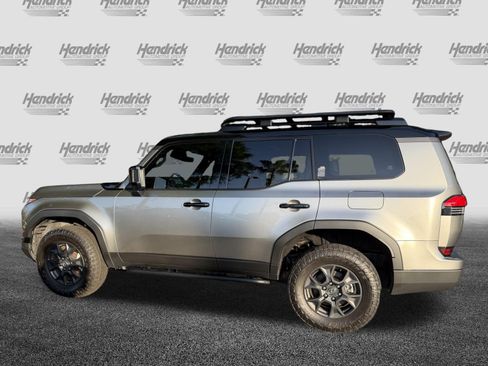 Used 2024 Lexus GX 550 AWD/4WD image 6