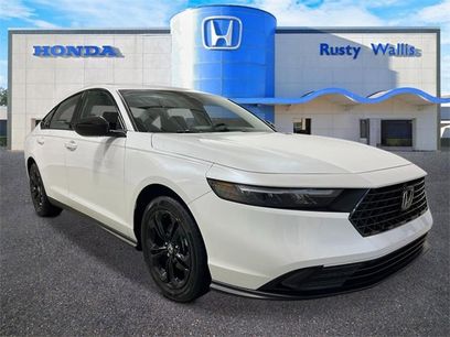 New 2025 Honda Accord SE