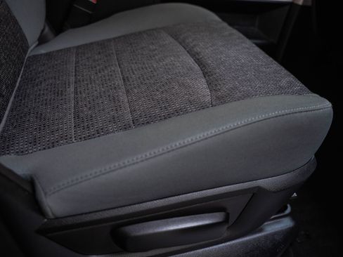 Used 2018 RAM 2500 Big Horn w/ Harvest Edition image 44