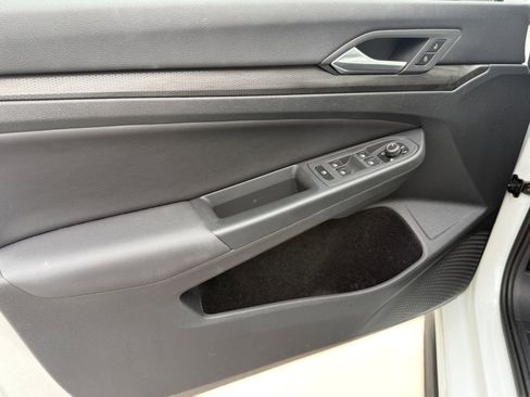 Used 2024 Volkswagen GTI SE image 11