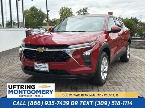 Used 2026 Chevrolet Trax LS w/ LS Convenience Package FWD image 1