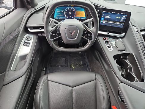 Used 2023 Chevrolet Corvette Stingray Coupe w/ 1LT image 10