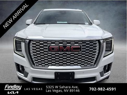 Used 2023 GMC Yukon Denali AWD/4WD image 2