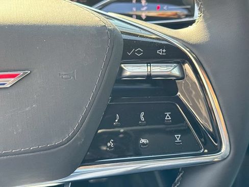 New 2026 Cadillac Optiq V w/ LPO, Floor Liner Package AWD/4WD image 25