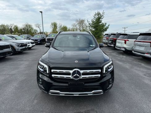 Used 2021 Mercedes-Benz GLB 250 4MATIC image 2