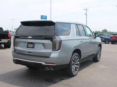 New 2026 Chevrolet Tahoe High Country AWD/4WD image 9